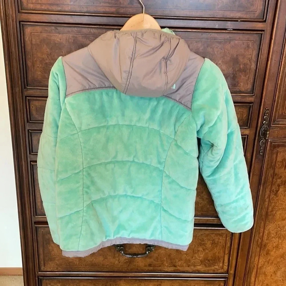 THE North Face Kids Green Puffy Reversible Jacket - Picture 8 of 16
